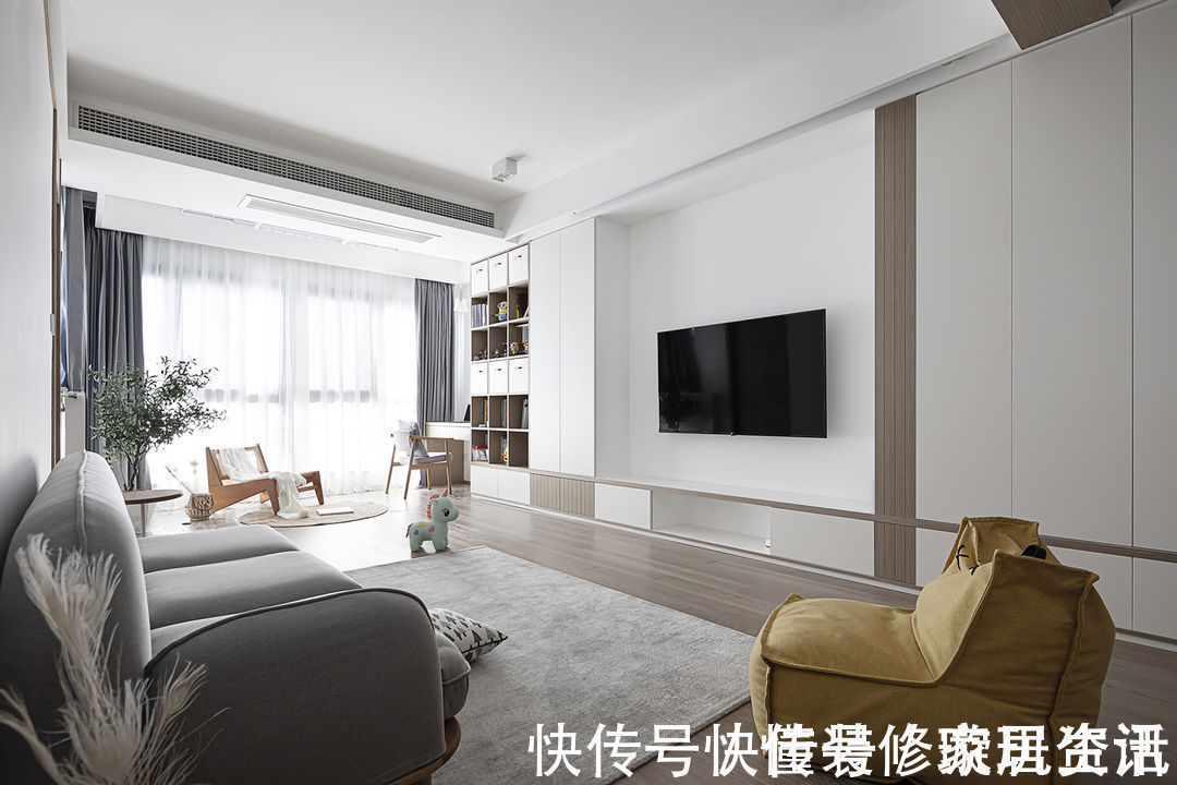 门洞|“穷装”反而更干净舒适,103㎡色调高度统一,耐看极了