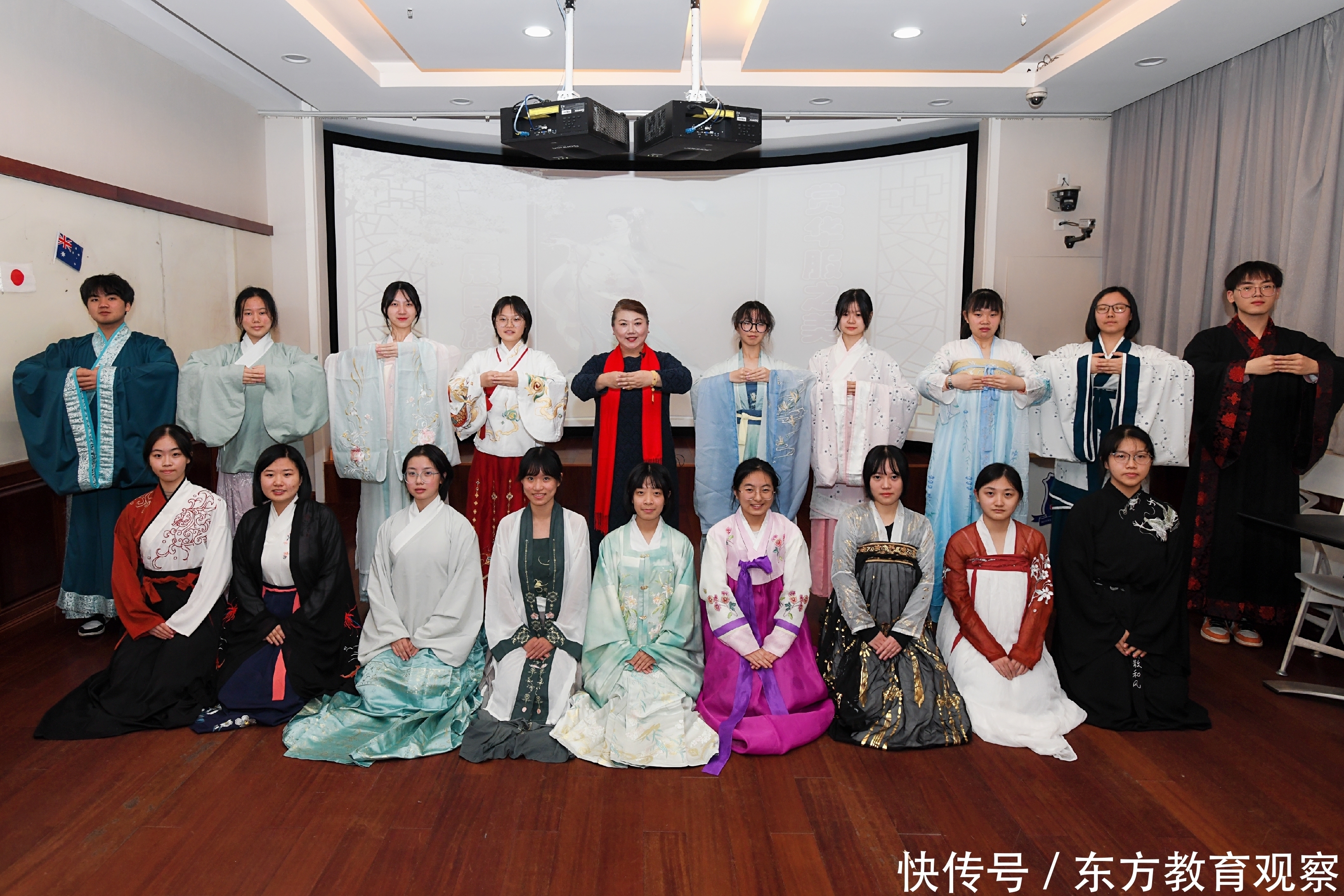 民族|董曦丹老师的文化课堂——展民族自信,让汉服文化长盛于世界