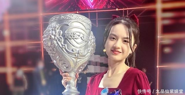 朱辉宇|《大脑8》收官朱辉宇夺脑王,关睿怡复活陪跑,他却成最大意难平