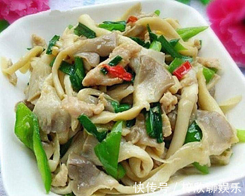 水桶腰|此物才是“清肠高手”,三天两头吃,排毒燃脂,水桶腰变细了