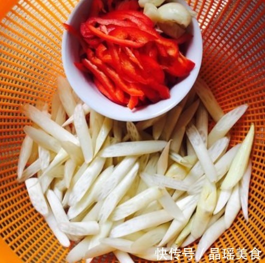 朋友们|它是“润肺高手”,当下吃正合适,每周吃三次,清肠润肺效果好!