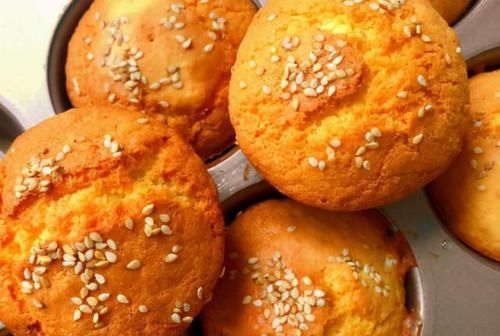 自制老式鸡蛋糕,不加一滴水,学会这个配方技巧,不用去蛋糕店了