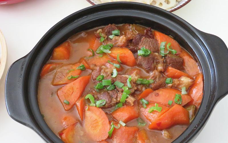 回农村婆婆家吃饭,婆婆做的家常菜都是我们爱吃的,比农家乐好吃