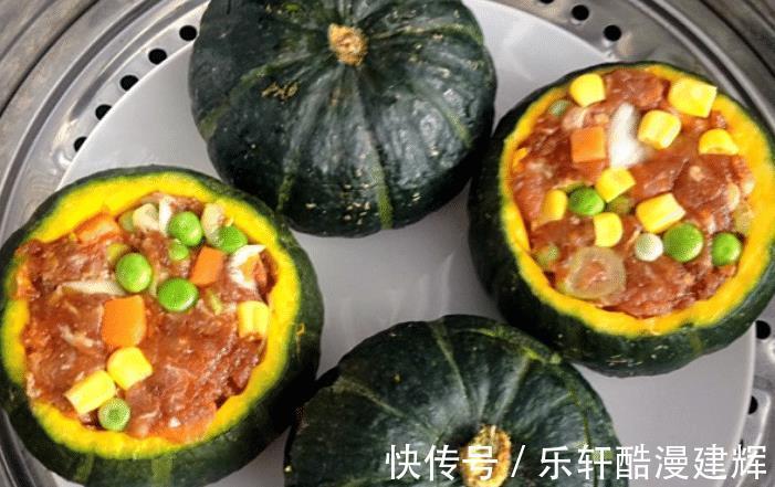 南瓜糯米饼|好吃又好看的南瓜肉末盅，营养丰富，美味又解馋，家人都喜欢