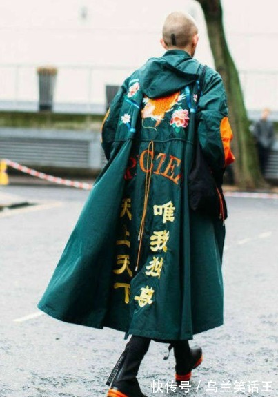 |搞笑GIF动图：农村不像城里那么繁华似锦，得自己学会创造娱乐！