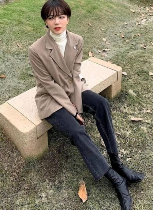 小个子早春穿衣如何显高？试试“九分裤＋低跟鞋”，显高显气场