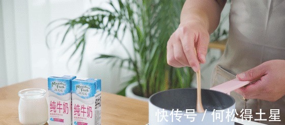 消暑|像果冻一样香甜Q弹的夏季消暑小吃，简单到零失败——牛奶冰粉！