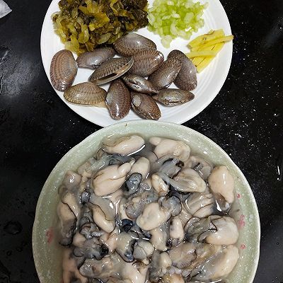 酸菜|潮汕生蚝花甲酸菜开胃汤