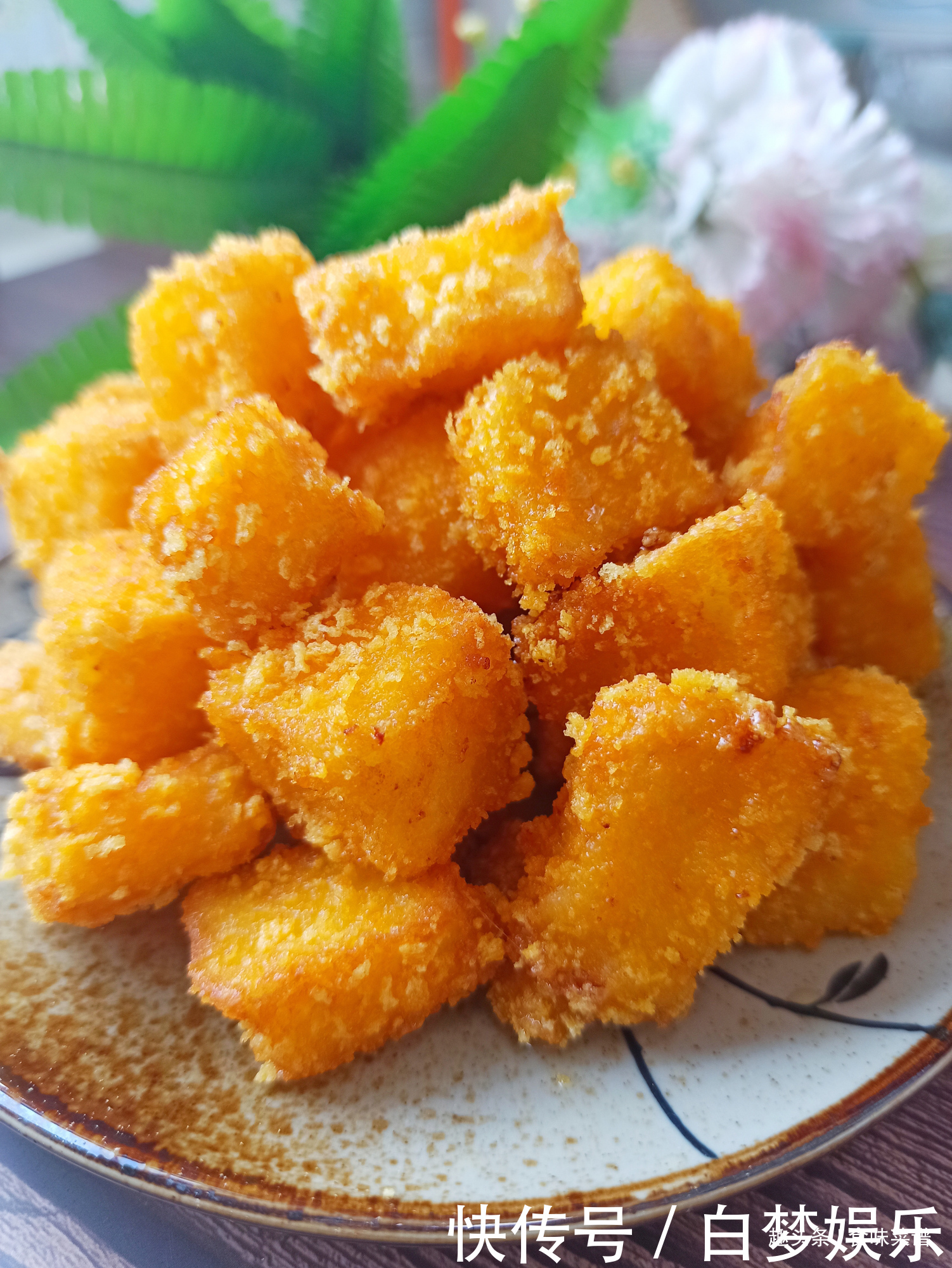  苹果最好吃的做法，加上鸡蛋搅一搅，酥脆香甜，孩子常吃增强记忆