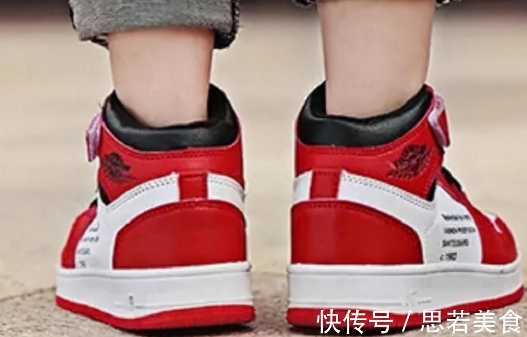 雪地棉|这4种棉鞋进了“黑名单”,伤脚还影响孩子走路,家长赶紧扔掉