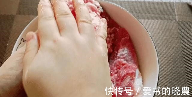 腊肉怎么腌制才好吃第1步不是抹盐,记住3个窍门,腊肉越放越香!