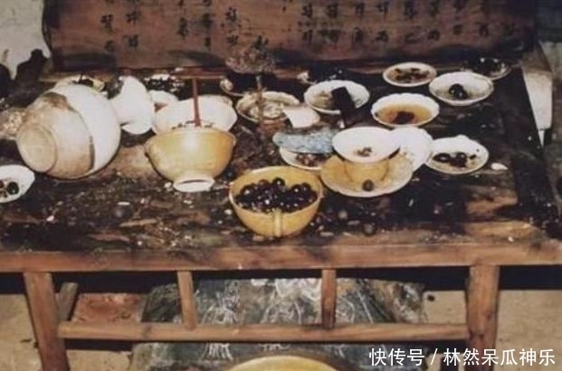 这个墓里有桌千年前的饭菜,展示古人真实生活,专家:是接待进墓的人