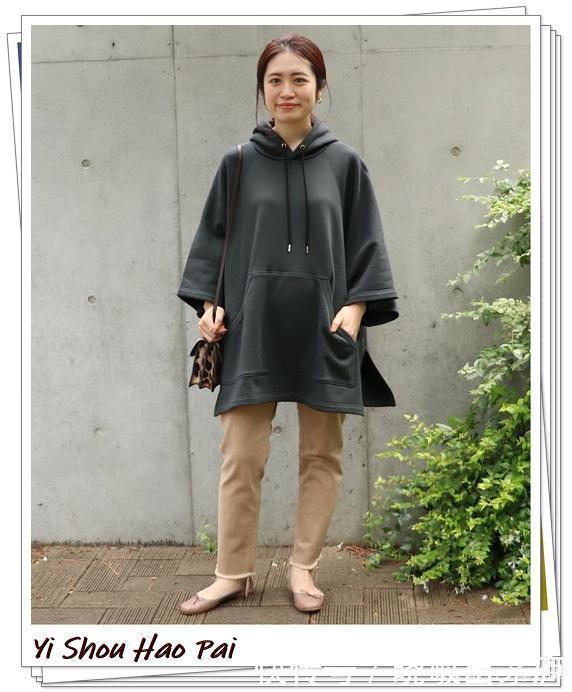 造型|卫衣怎么搭配下装才合适15种增强女人味的轻熟穿搭案例