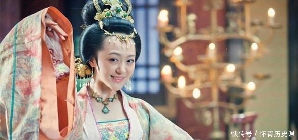 赵匡胤|宋朝谜案:赵匡胤死后传位弟弟赵匡义,为何不传给儿子?实属无奈