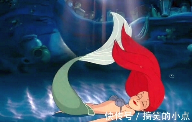 沙雕|揭秘迪士尼绿背景,坐魔毯全靠平衡力,大海变娃娃池,现场太沙雕