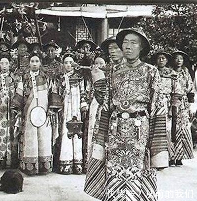 论文|赛金花款待穷秀才，只为讨本废兵书，却被袁世凯洗成升职“论文”