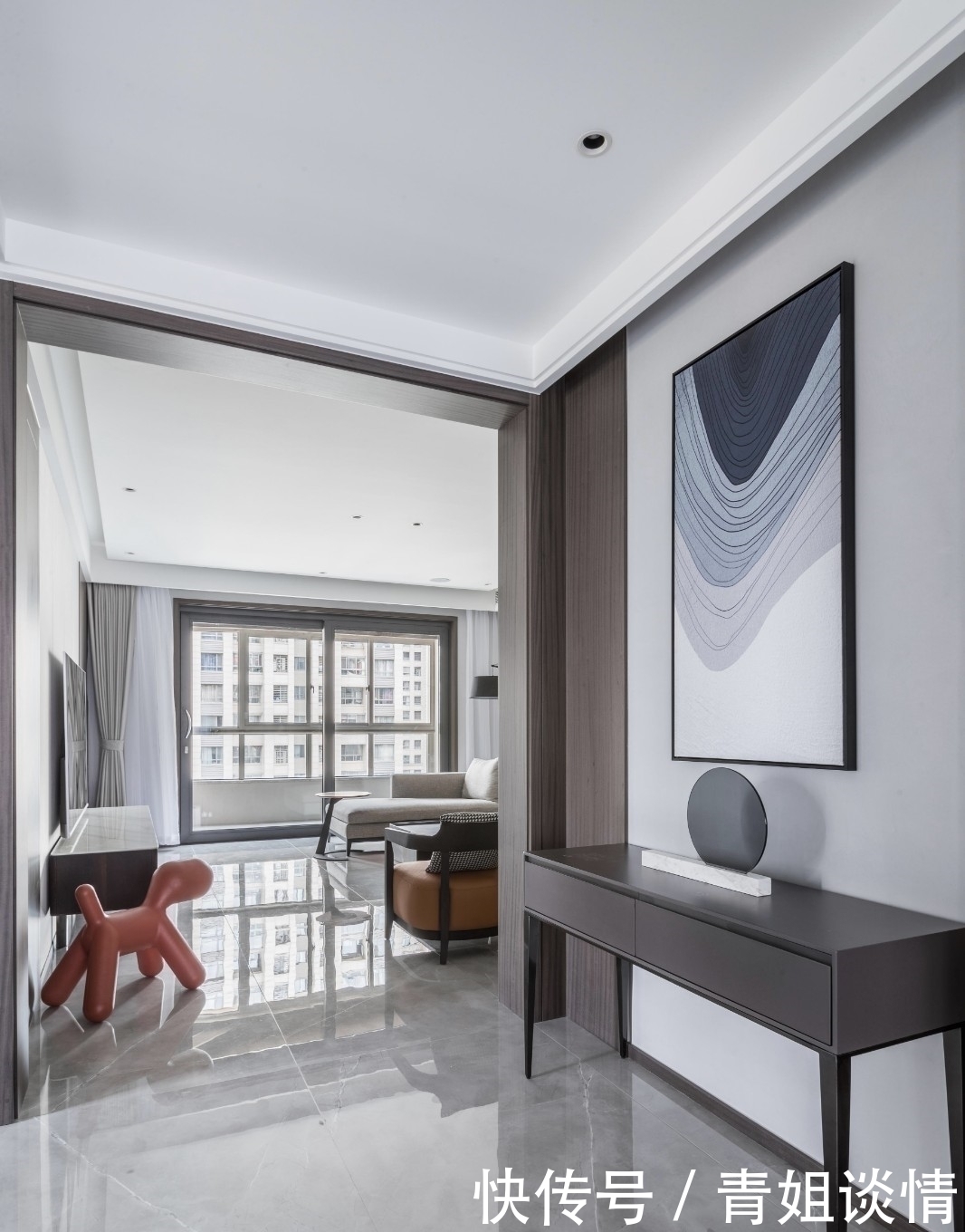 朱砂红|这才是我的理想之家,220㎡大平层设计,进门就被客厅吸引了