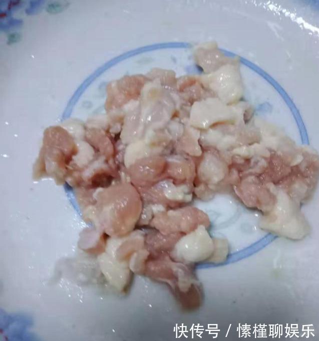 紧致|天然“黄体酮”终被找到,隔3天吃1回,皮肤紧致有弹性,人更美