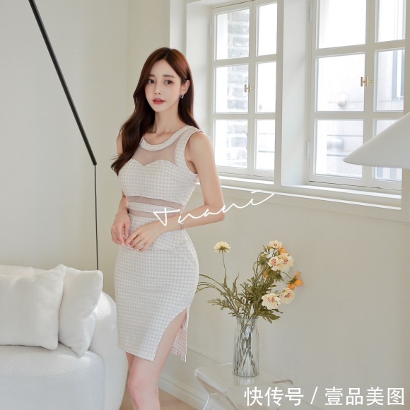 时尚|女神孙允珠时尚搭配:光鲜透丽凝梦浅杏叠层包臀裙