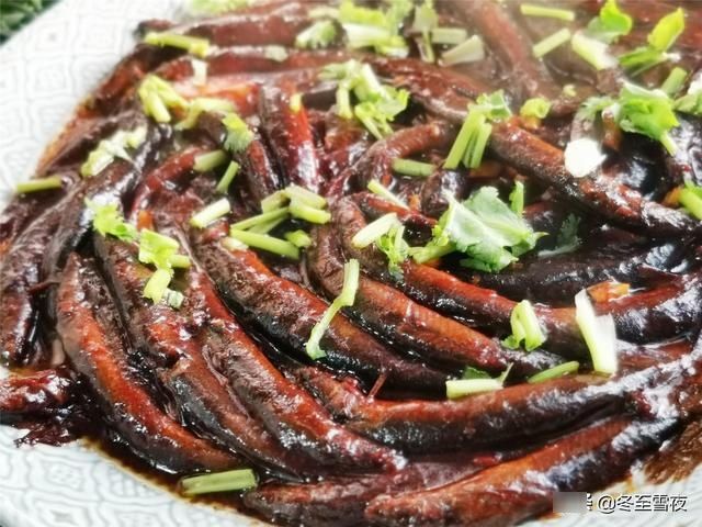这个鱼被赞为“水中人参”，教你东北做法，不煎不炸，鲜嫩可口