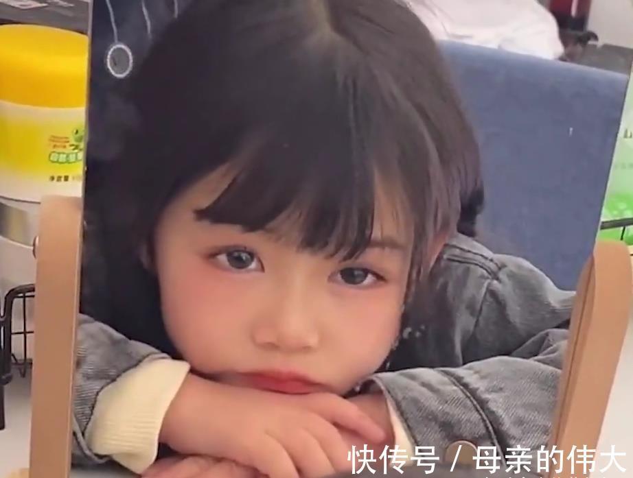 美芽|5岁女童凭颜值吸粉百万,却患上罕见疾病,或成为植物人