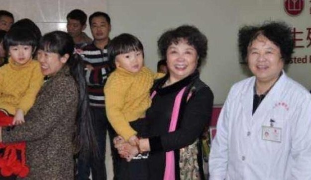 老奶奶|当时不顾医生的劝阻,以60岁的高龄做试管婴儿的老奶奶,如今怎样