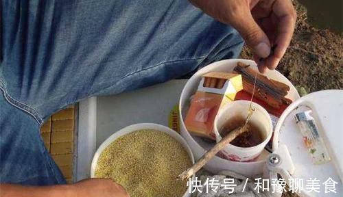 钓鱼技巧：民间野钓大板鲫绝杀招数，蘸米钓的操作要点！