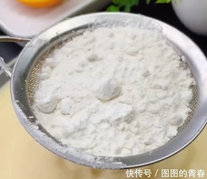 做蛋糕,不用烤箱,教你一招,细腻蓬松,香甜可口,好吃又省事