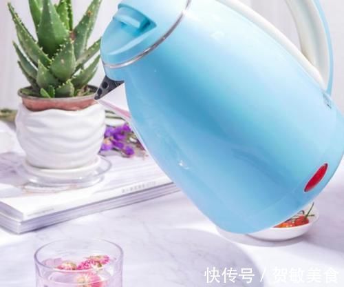 茶水|用电热壶刚烧的水,能不能喝?可能和你想的不同,听听医生的回答