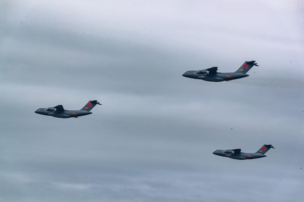 “鲲鹏”“鲲龙”“领雁”被人民日报点名:太会起名了!