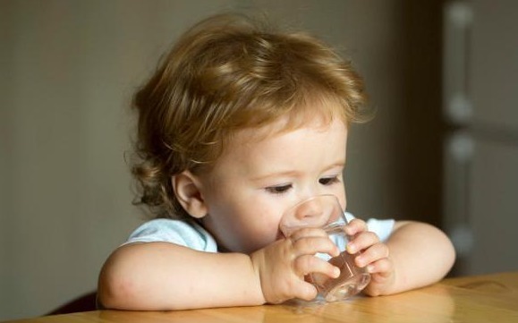 黄曲霉毒素|身体出现“小红点”,八成是肝喊疼了,忠告要忌口