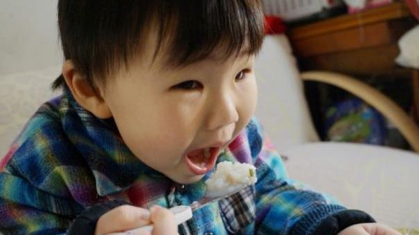 脾胃|6岁女童脾虚积食，奶奶每天让她喝“苹果水”，一个月后怎么样了