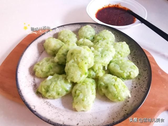 冬天多吃它不用郎中帮，简单一蒸就上桌，蘸料吃太香了，别不懂吃