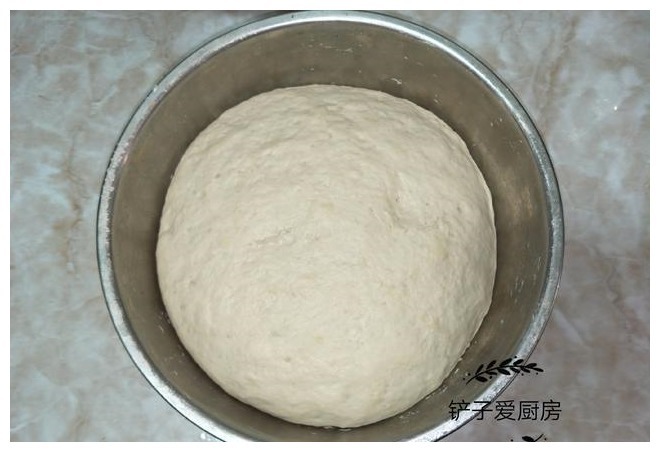 秋季转冷，发面记住3点小诀窍，30分钟发满盆，比夏天发面还快