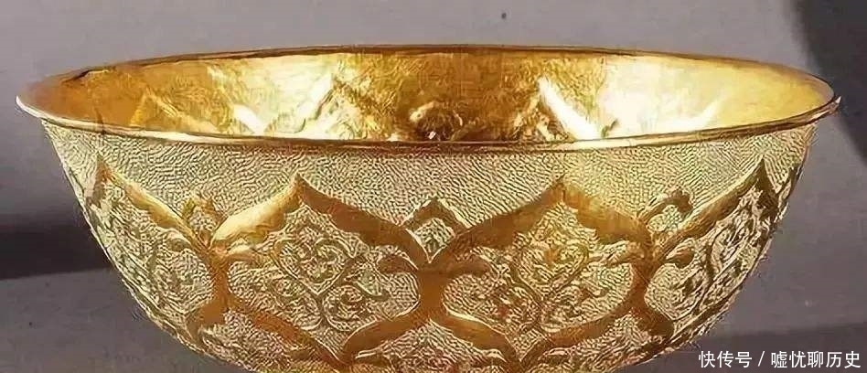 御膳房|清朝皇帝吃饭有多奢侈?一顿饭=普通百姓300年收入