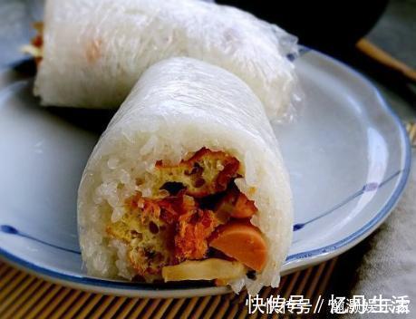 剩米饭升级做法，不炒不煮也不煎，两手一捏，我连吃了3天也不腻