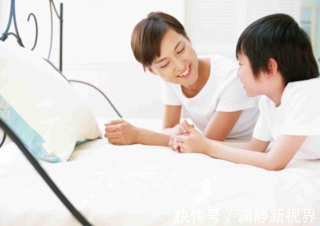 女儿|''妈妈,同桌总是摸我'',妈妈机智的回答,挽救了女儿的一生