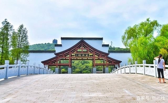 千古一秀|马鞍山著名景区，长江三大名矶之首，李白醉酒溺亡之处