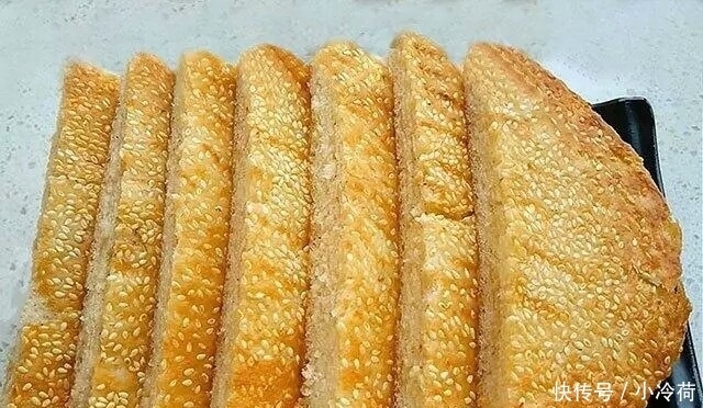 美味|一碗芝麻,3个红薯,教你做喷香美味的芝麻饼,比饼店卖的还好吃