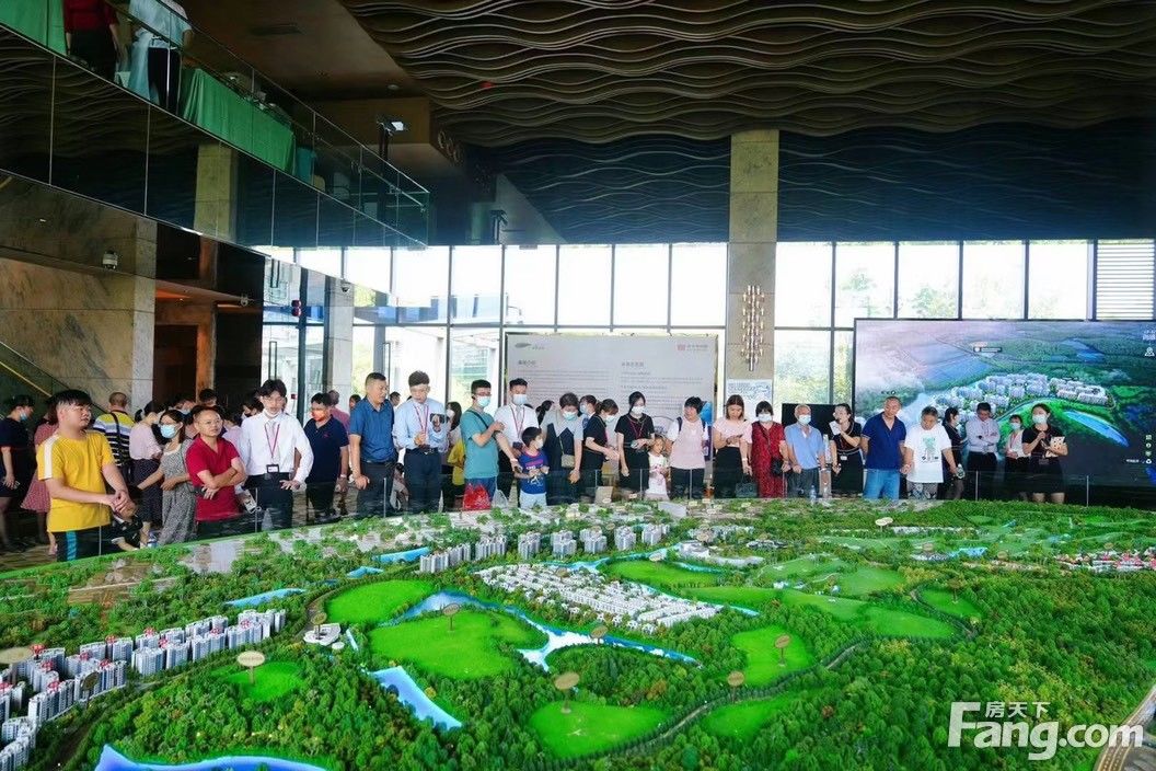 置业顾问|广佛新世界花园洋房怎么样?看置业顾问吴少华发布了一条项目新消息