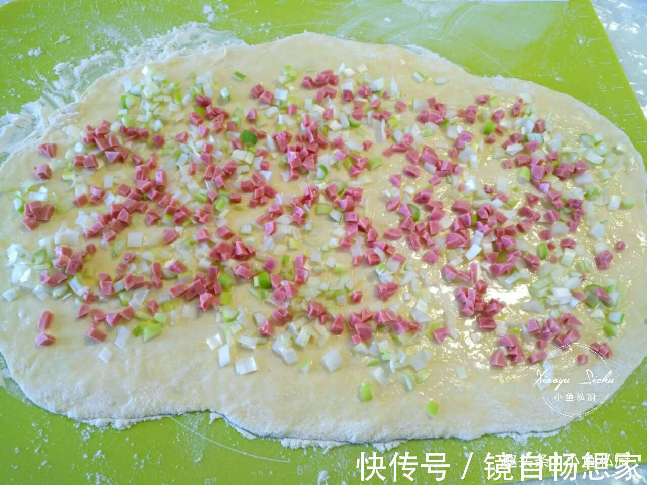 早餐饼又出新做法，不揉面，不发酵，3分钟出锅，香软好吃有层次