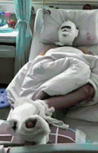 |搞笑GIF:这才是男人之间应有的默契