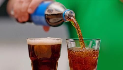 血液粘稠|善意提醒:想要控制血糖,饮食中应该少吃三种食物,要留意