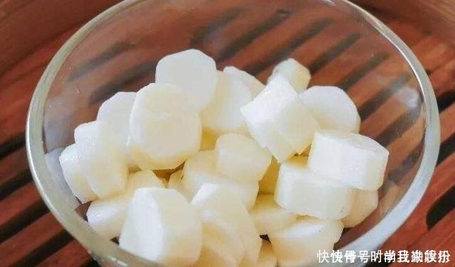 吃饺子|早餐,吃饺子面条不如吃它,香软蓬松又简单,比蛋糕还好吃,真香