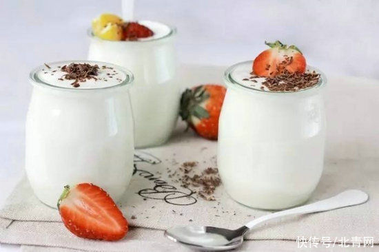 喝酸奶时要注意这几点 适当饮用身体或许更健康