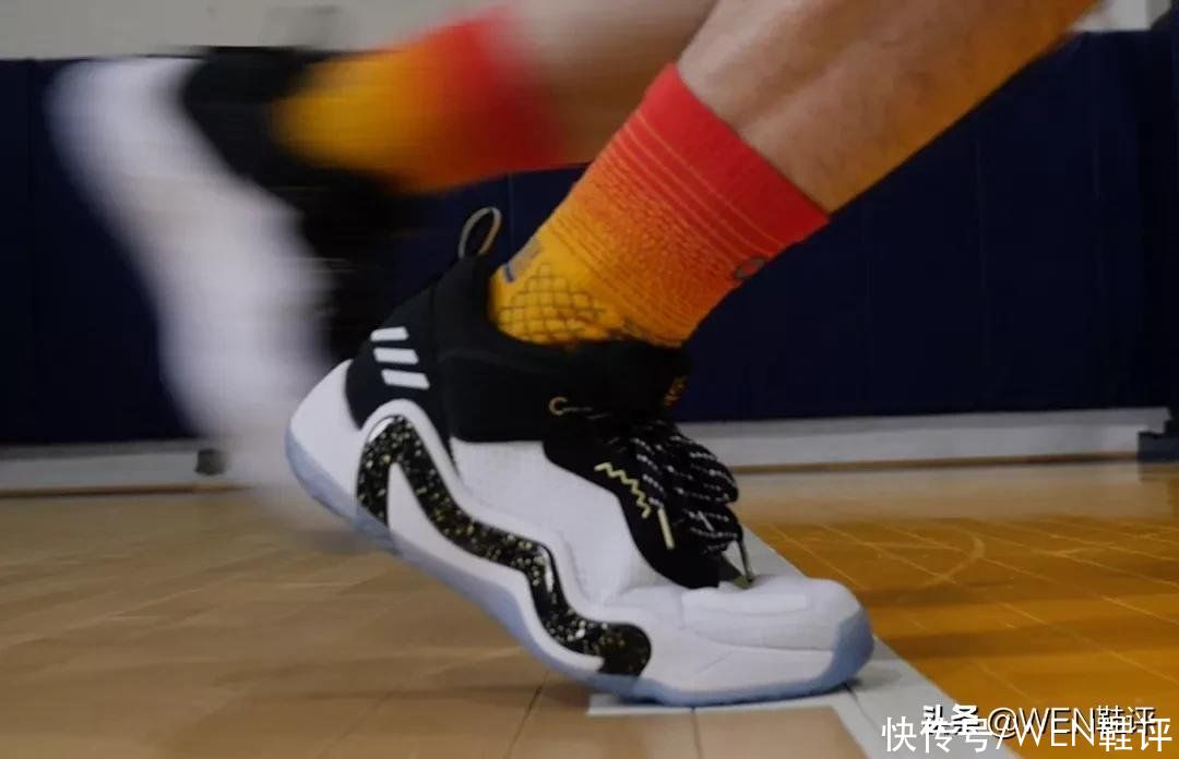 惊喜|adidas 米切尔3代实战:性能在线 稳定有余 惊喜不足