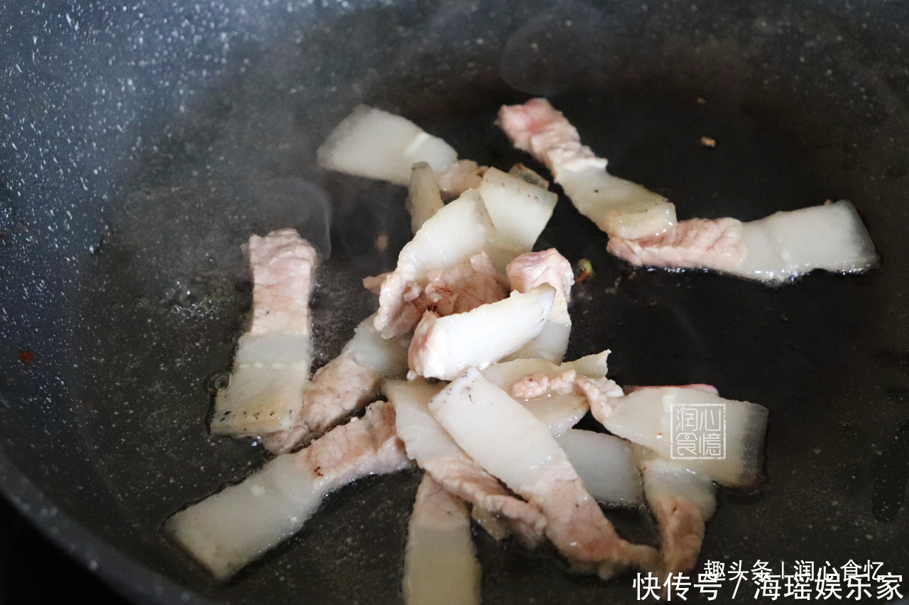 碰到|冬天,妈妈碰到这菜一买就是30斤,晒干存着,过年给家人做下酒菜