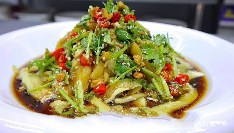 小米辣|蒸茄子，切记不要直接上锅蒸，多加1步，鲜嫩入味不变色，真解馋