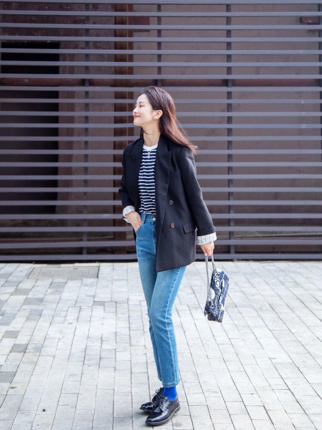 西装 黑白西装别乱穿,春天建议这样搭配,轻松打造非凡魅力