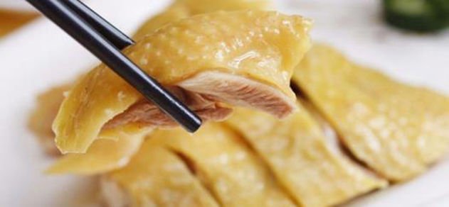 美食精选：白切鸡，响油豇豆，辣椒炒肉，红烧鲫鱼的做法